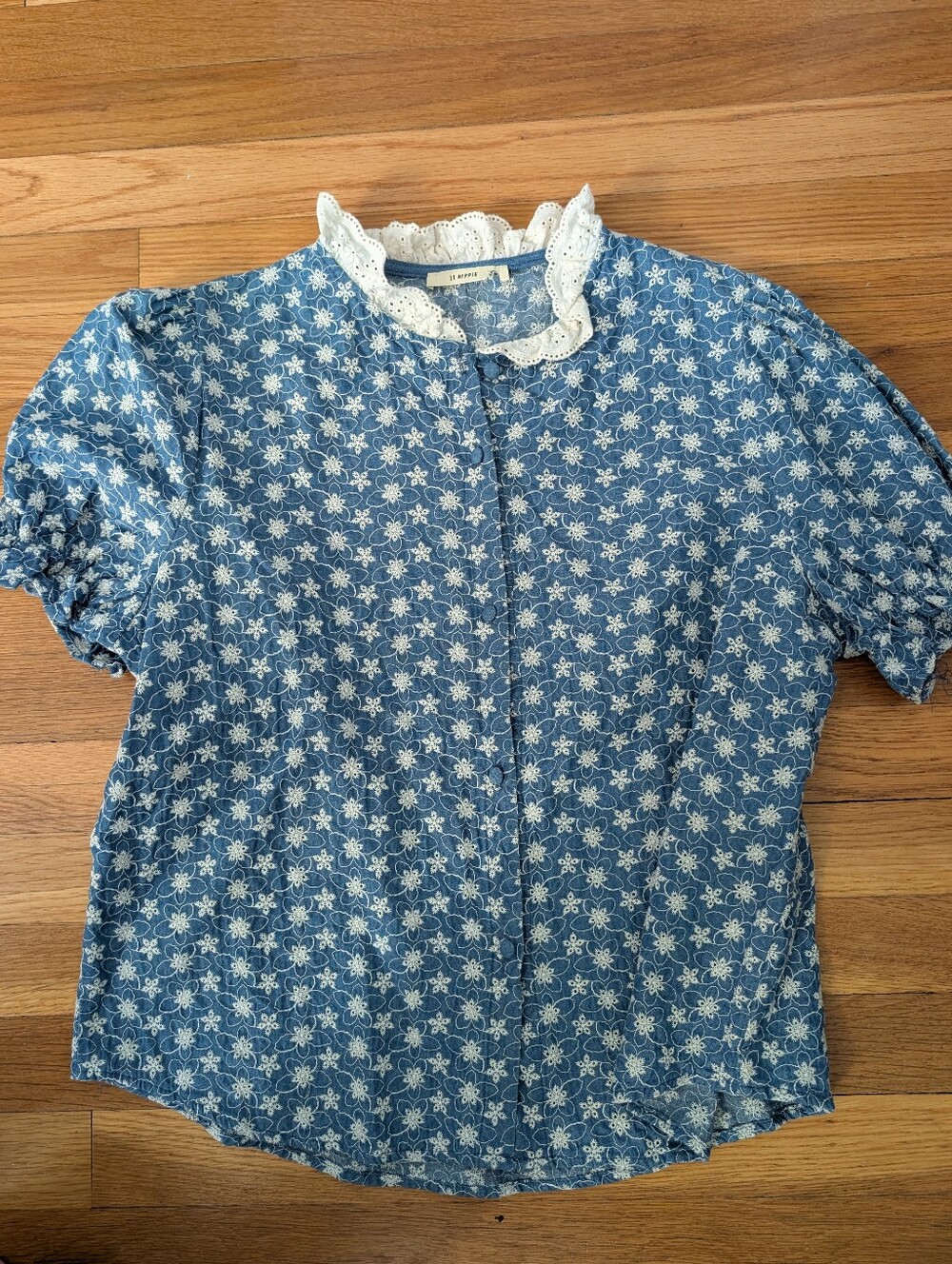 Blue Floral Eyelet Collar Blouse